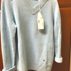 Helmet lang v neck sweater
